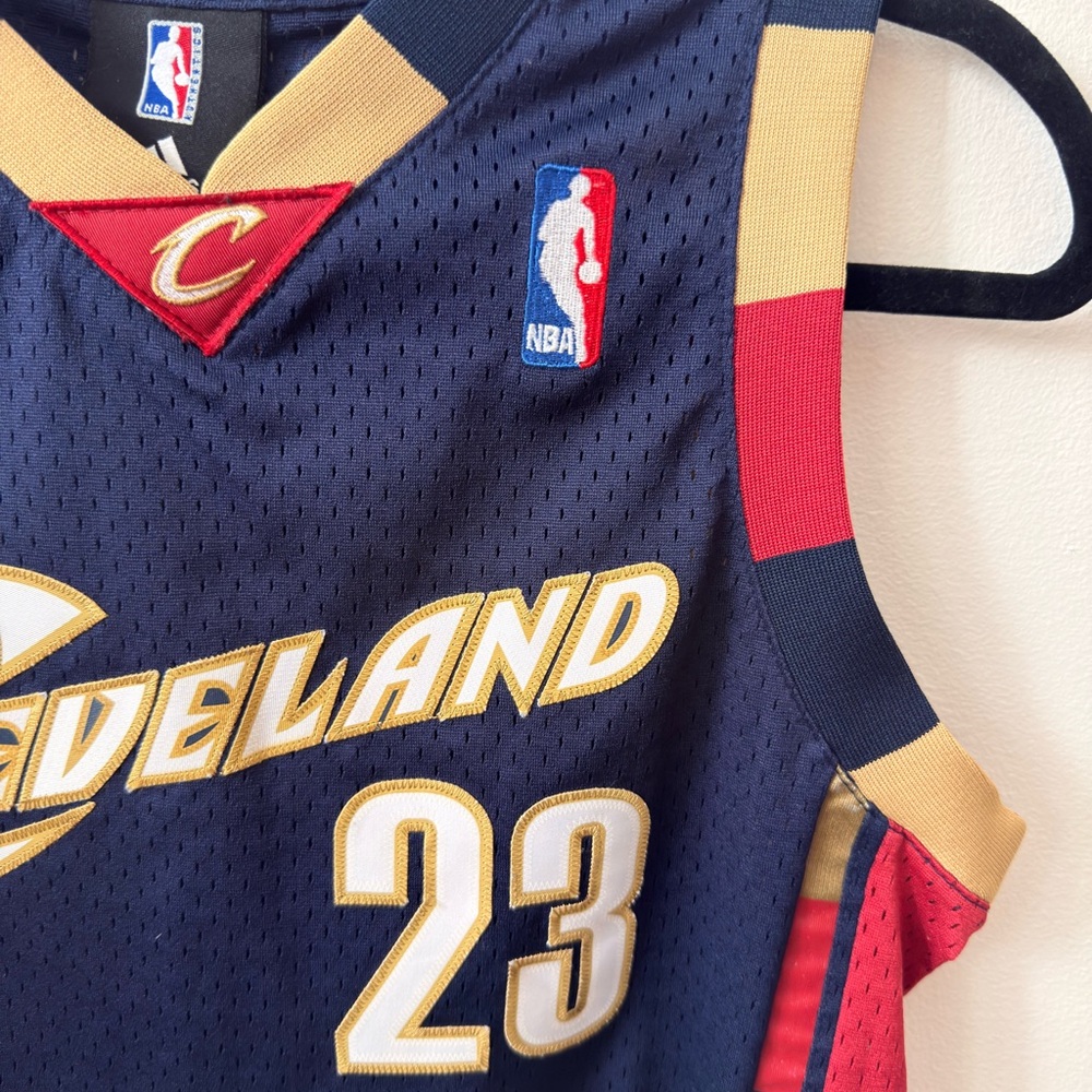 Adidas Kids Cavaliers LeBron James - Picture 3 of 6